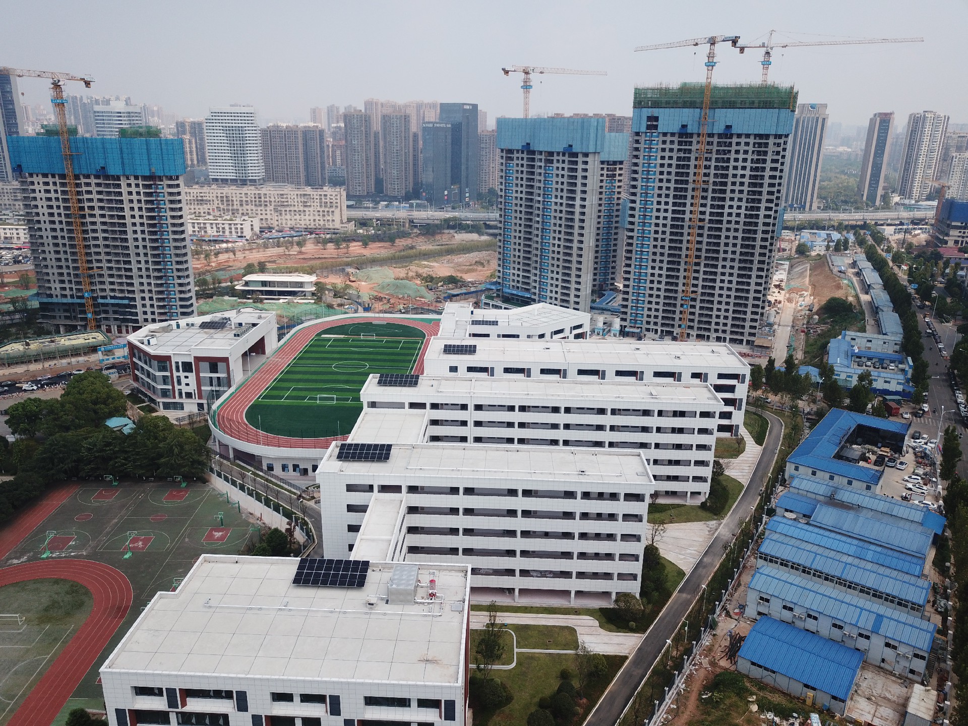 天華中學(xué)熱水系統(tǒng)工程